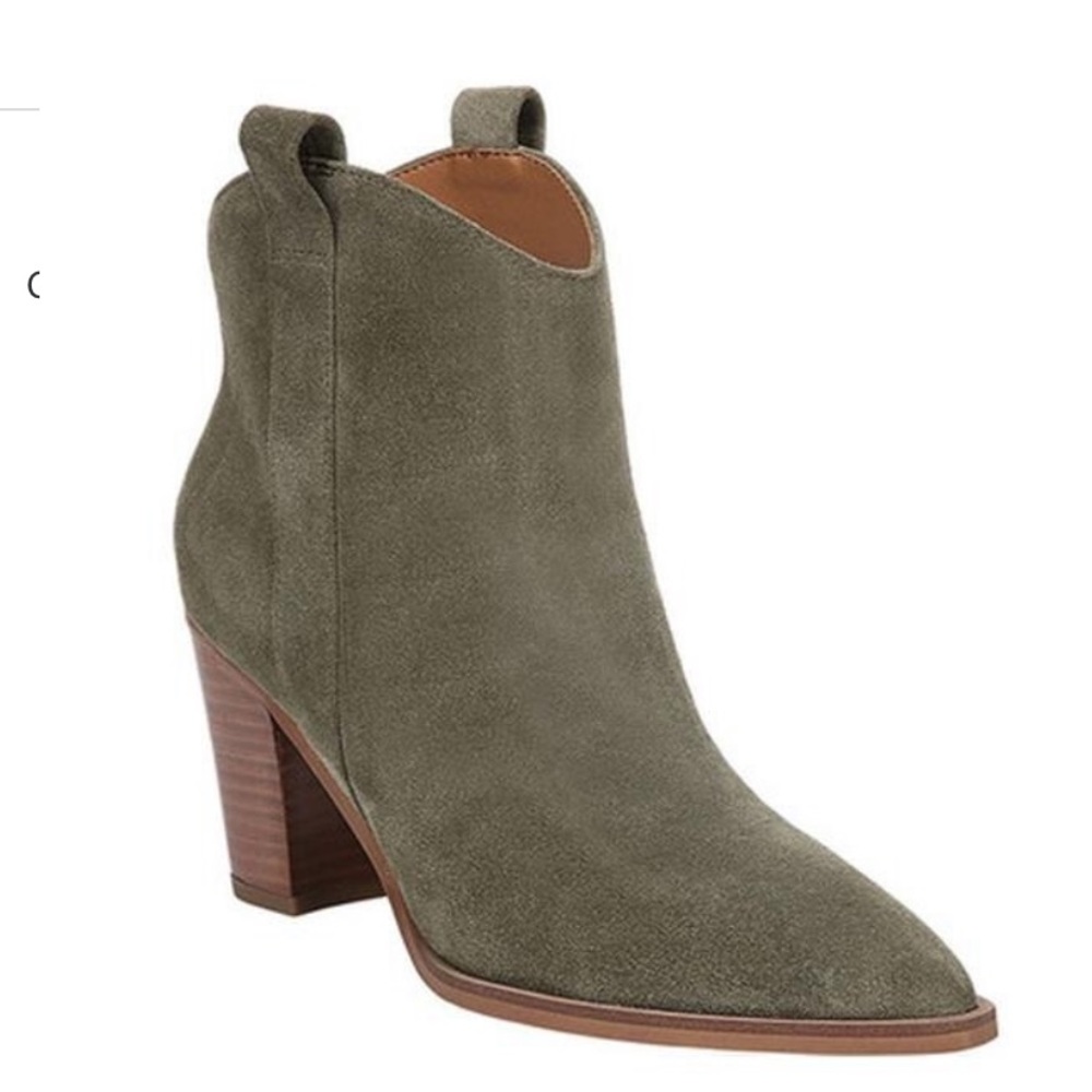 NWOT Ella Western Olive Booties